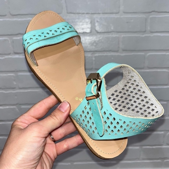 ModCloth x Chase & Chloe Aqua Sandals - Picture 8 of 15